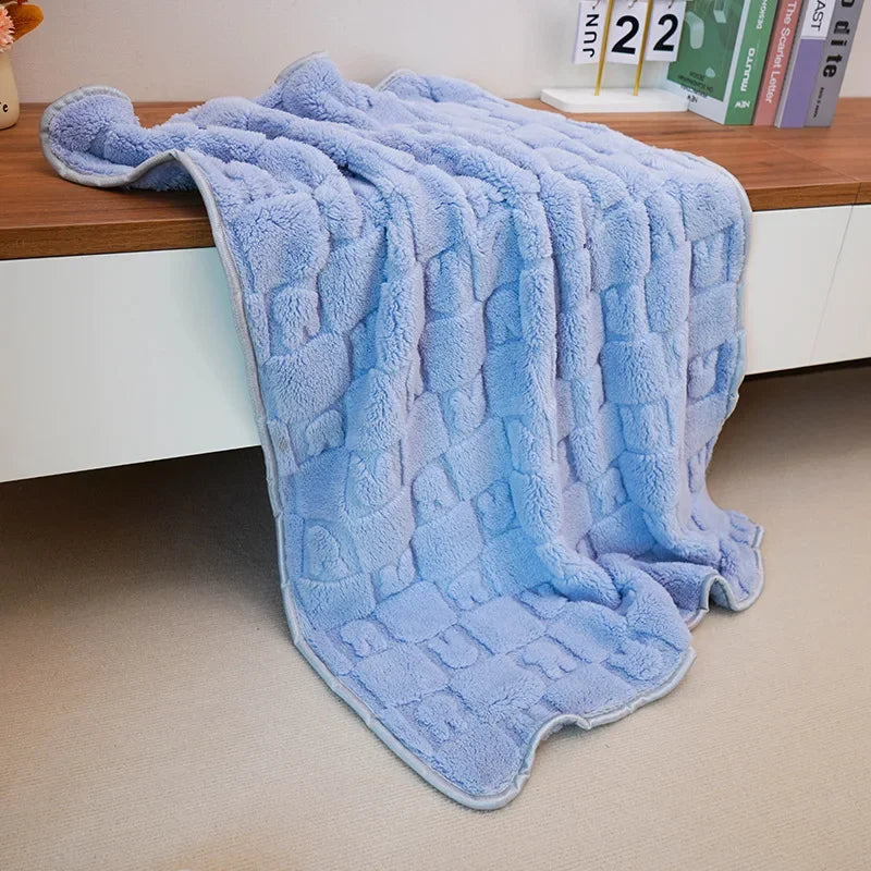 Soft Fluffy Pet Blanket Winter Warm Dog Blanket Cute Pet Bed Sheet Warm and Comfortable Cat and Dog Cushion Blanket Pet Supplies